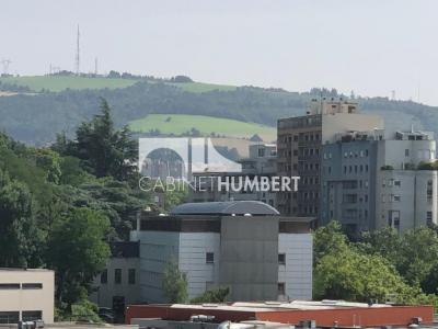 Louer Appartement 87 m2 Saint-etienne