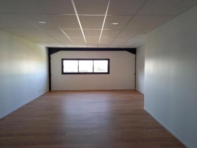 Annonce Location Commerce Pompignac 33