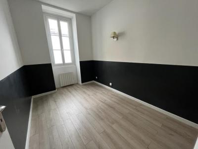 Louer Appartement Bordeaux 920 euros