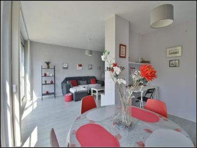 For sale Mourenx 3 rooms 73 m2 Pyrenees atlantiques (64150) photo 0
