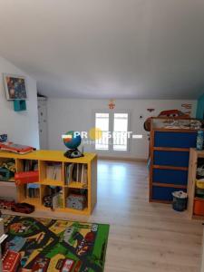 Louer Appartement 108 m2 Rousset