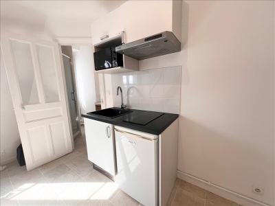 For rent Clichy 1 room 14 m2 Hauts de Seine (92110) photo 1