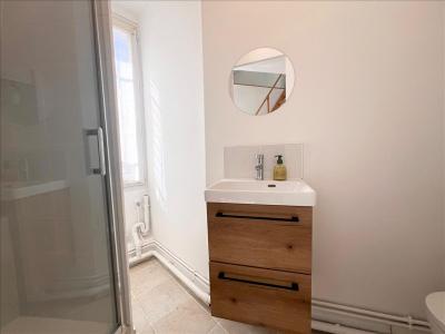 For rent Clichy 1 room 14 m2 Hauts de Seine (92110) photo 3