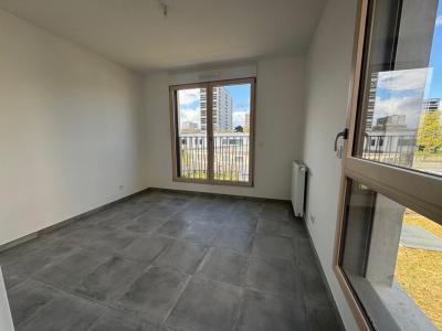 Louer Appartement Rillieux-la-pape 897 euros