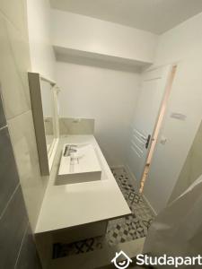 Louer Appartement 9 m2 Creteil