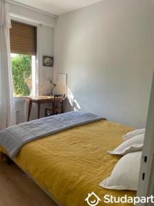 For rent Rochelle 1 room 15 m2 Charente maritime (17000) photo 0