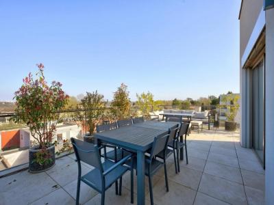 For sale Saint-cyr-au-mont-d'or 4 rooms 108 m2 Rhone (69450) photo 0