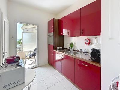 For sale Bord de mer 2 rooms 57 m2 Alpes Maritimes (06150) photo 3