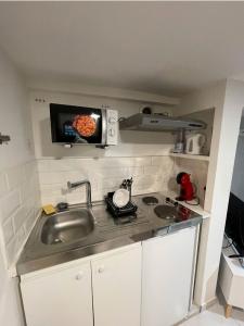 For rent Saint-denis 1 room 18 m2 Seine saint denis (93200) photo 0