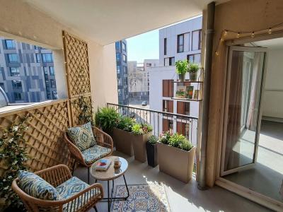 For sale Lyon-8eme-arrondissement 3 rooms 71 m2 Rhone (69008) photo 3