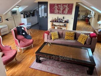 Acheter Appartement 99 m2 Hyeres