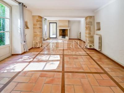Acheter Prestige Uzes 1575000 euros