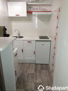 For rent Pau 1 room 23 m2 Pyrenees atlantiques (64000) photo 2