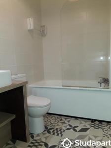 For rent Pau 1 room 23 m2 Pyrenees atlantiques (64000) photo 4