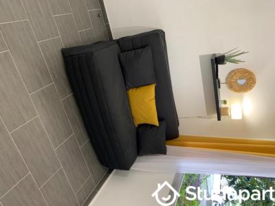 For rent Marseille-8eme-arrondissement 1 room 14 m2 Bouches du Rhone (13008) photo 1