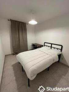 For rent Toulouse 1 room 11 m2 Haute garonne (31200) photo 0