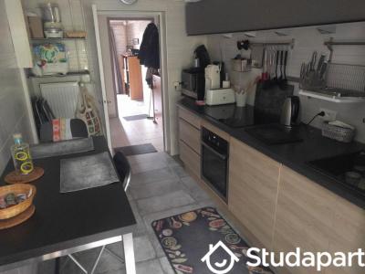 Louer Appartement 12 m2 Bourgoin-jallieu