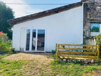 Louer Appartement Saint-andre-et-appelles 750 euros