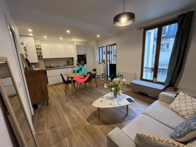 For rent Paris-18eme-arrondissement 2 rooms 33 m2 Paris (75018) photo 0