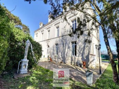 Acheter Prestige 380 m2 Villeneuve-la-comtesse