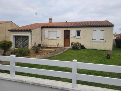 For sale Fontenay-le-comte 4 rooms 77 m2 Vendee (85200) photo 0