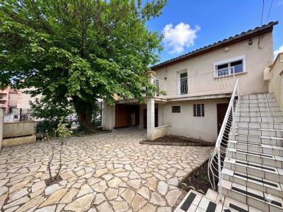 For sale Agen 4 rooms 92 m2 Lot et garonne (47000) photo 0