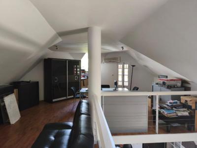 Louer Commerce 108 m2 Saint-denis