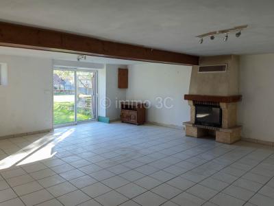 Acheter Maison Chef-boutonne 129600 euros