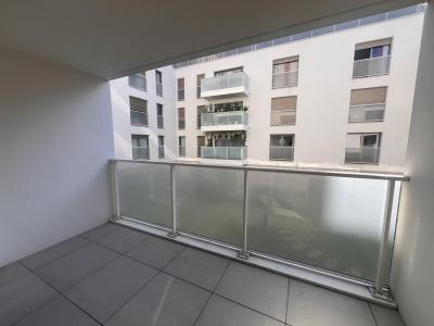 For rent Asnieres-sur-seine 3 rooms 61 m2 Hauts de Seine (92600) photo 2
