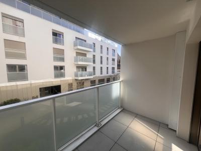 For rent Asnieres-sur-seine 3 rooms 61 m2 Hauts de Seine (92600) photo 3