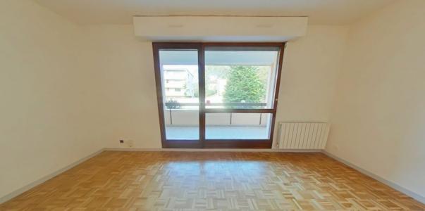 For rent Saint-genis-laval 3 rooms 74 m2 Rhone (69230) photo 0