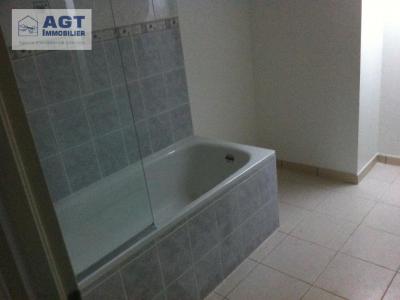 Louer Appartement Marais 690 euros