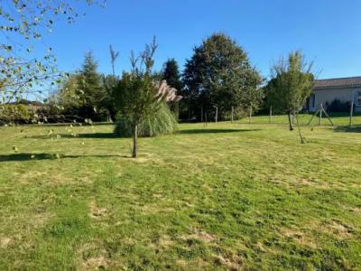 For sale Saint-loubes 800 m2 Gironde (33450) photo 0