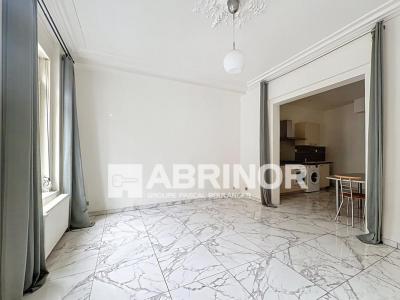 For sale Lille 4 rooms 75 m2 Nord (59000) photo 0