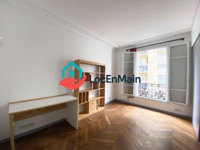 Louer Appartement 59 m2 Paris-18eme-arrondissement