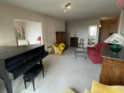 For sale Bourges 3 rooms 78 m2 Cher (18000) photo 0