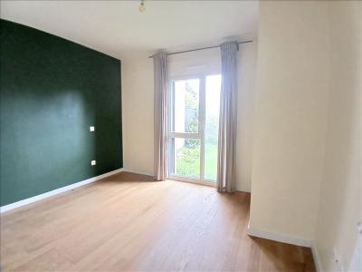 Louer Appartement Thiais 900 euros