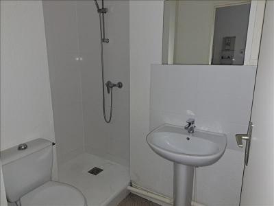 For rent Rennes 2 rooms 27 m2 Ille et vilaine (35000) photo 4