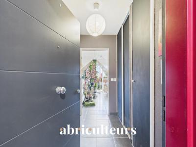 For sale Nice 2 rooms 46 m2 Alpes Maritimes (06200) photo 2