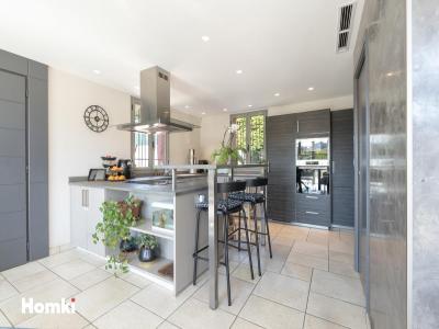 For sale Vallauris 5 rooms 152 m2 Alpes Maritimes (06220) photo 3