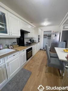 Louer Appartement Marseille-9eme-arrondissement 1500 euros