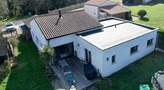 For sale Vertou 6 rooms 131 m2 Loire atlantique (44120) photo 0