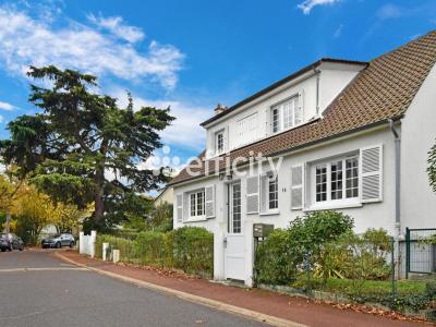 For sale Croissy-sur-seine 7 rooms 247 m2 Yvelines (78290) photo 1