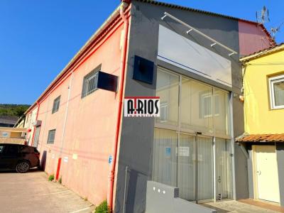 Louer Local commercial 840 m2 Hyeres