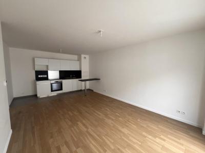 For rent Asnieres-sur-seine 2 rooms 55 m2 Hauts de Seine (92600) photo 0