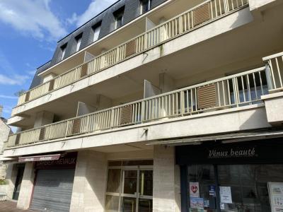 For rent Chantilly 1 room 25 m2 Oise (60500) photo 0