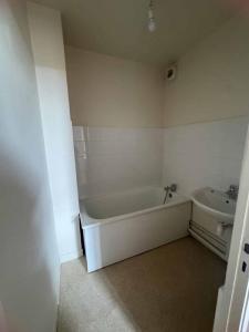 Louer Appartement 44 m2 Saint-julien-les-villas