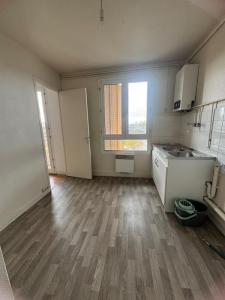 Louer Appartement Saint-julien-les-villas Aube