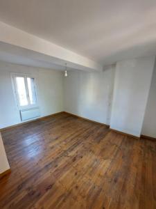 For rent Ille-sur-tet 3 rooms 73 m2 Pyrenees orientales (66130) photo 4