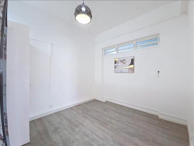 Louer Appartement 35 m2 Pointe-a-pitre
